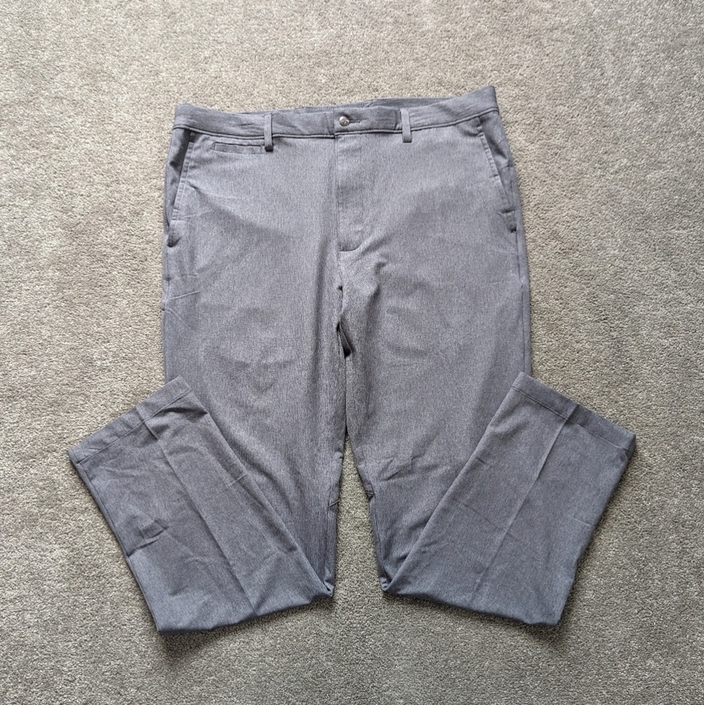 Callaway gray gorpcore athleisure golf pants NEW Size 36